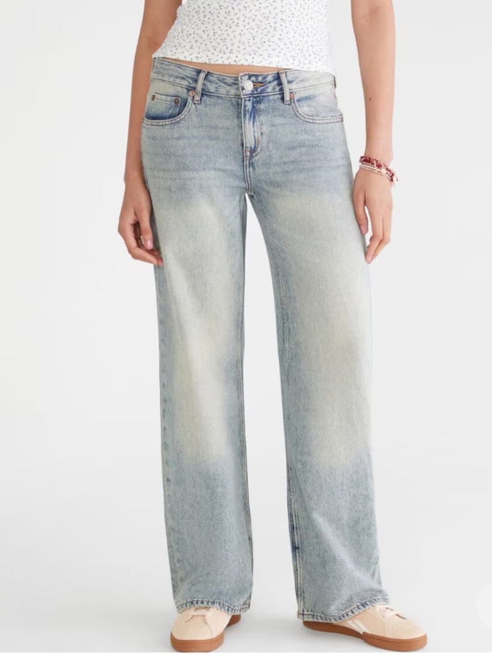NWT Aero Baggy Wide-Leg Women’s Jeans in Medium Blue
